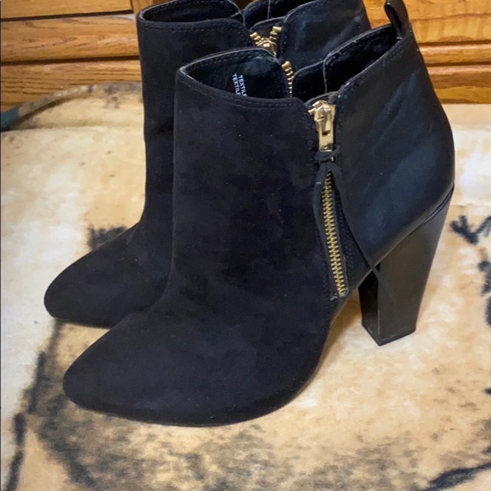 Mossimo black high heeled boots!